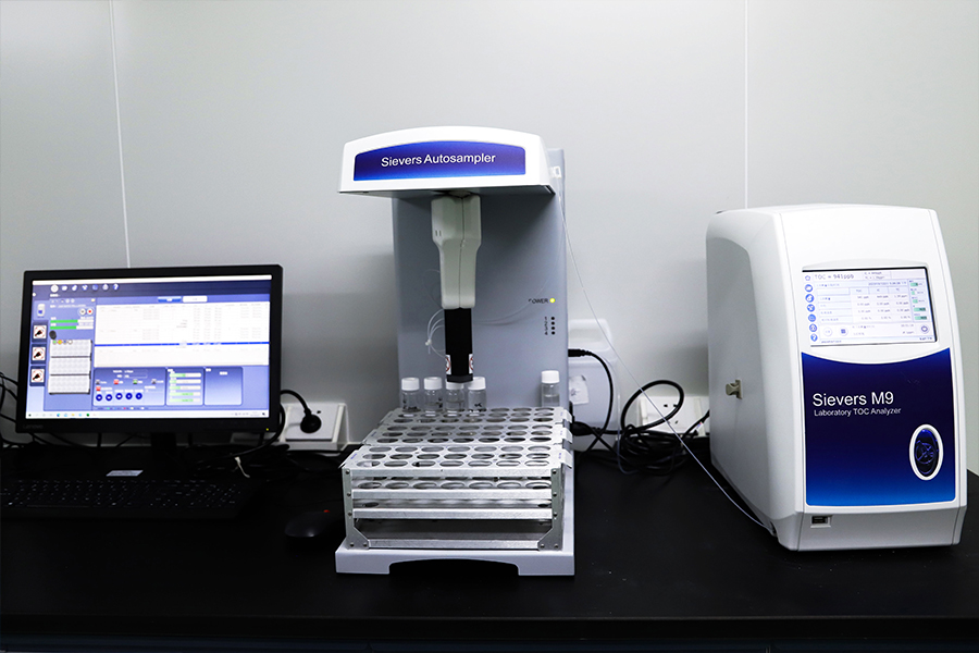Sievers-M9Laboratory-TOC-Analyzer